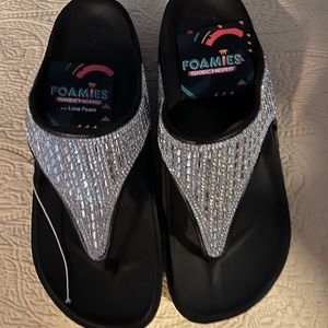 Size 8 Foamies. Never worn